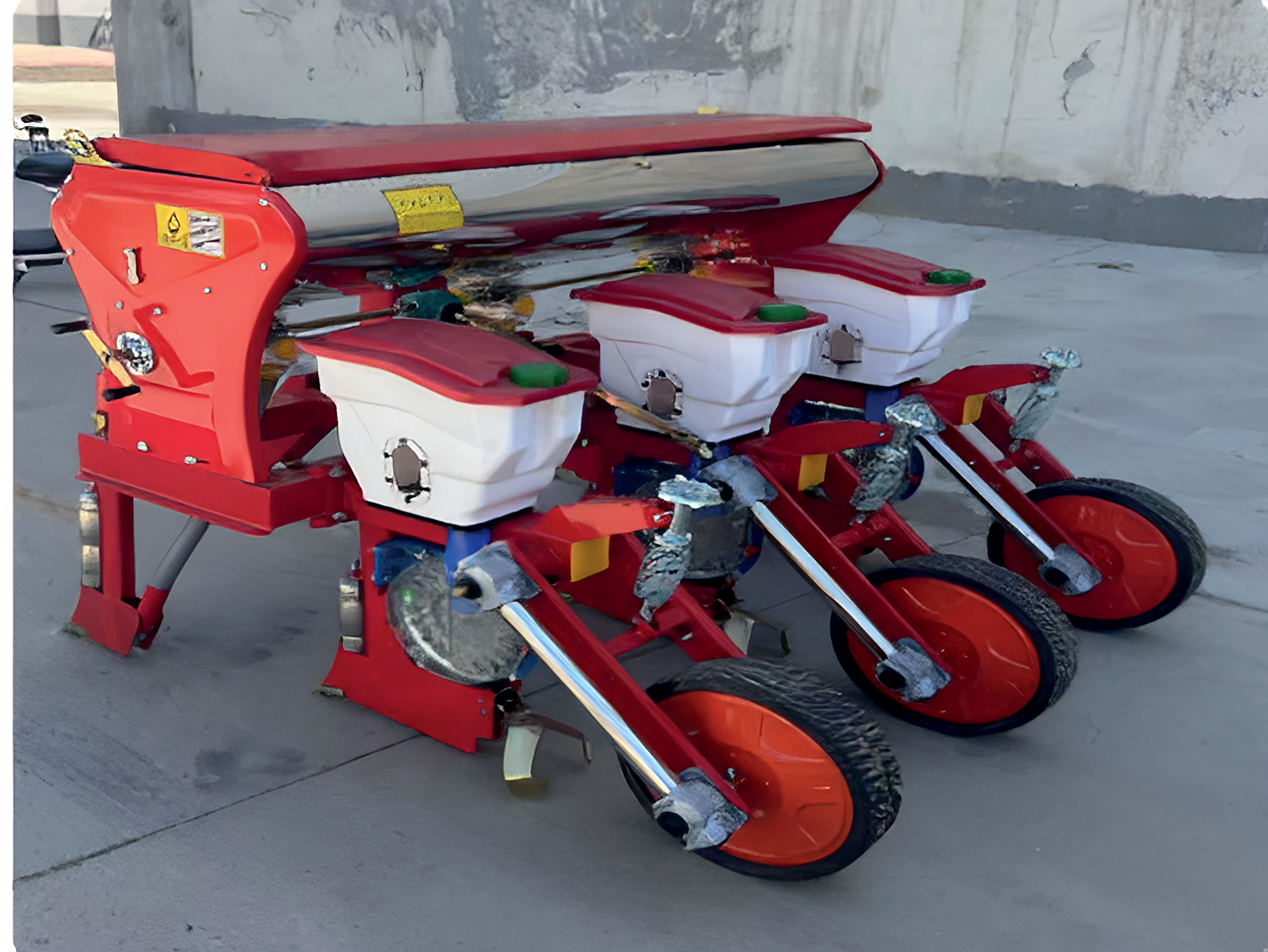 Sembradora_Maiz_Porotos_Girasol_3_hileras_Modelo_678